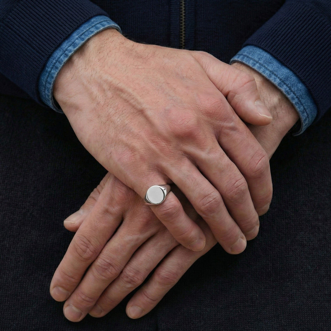 Ellery Signet Ring