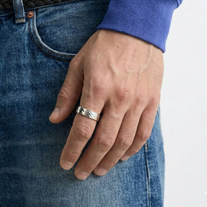 Hobbes Ring